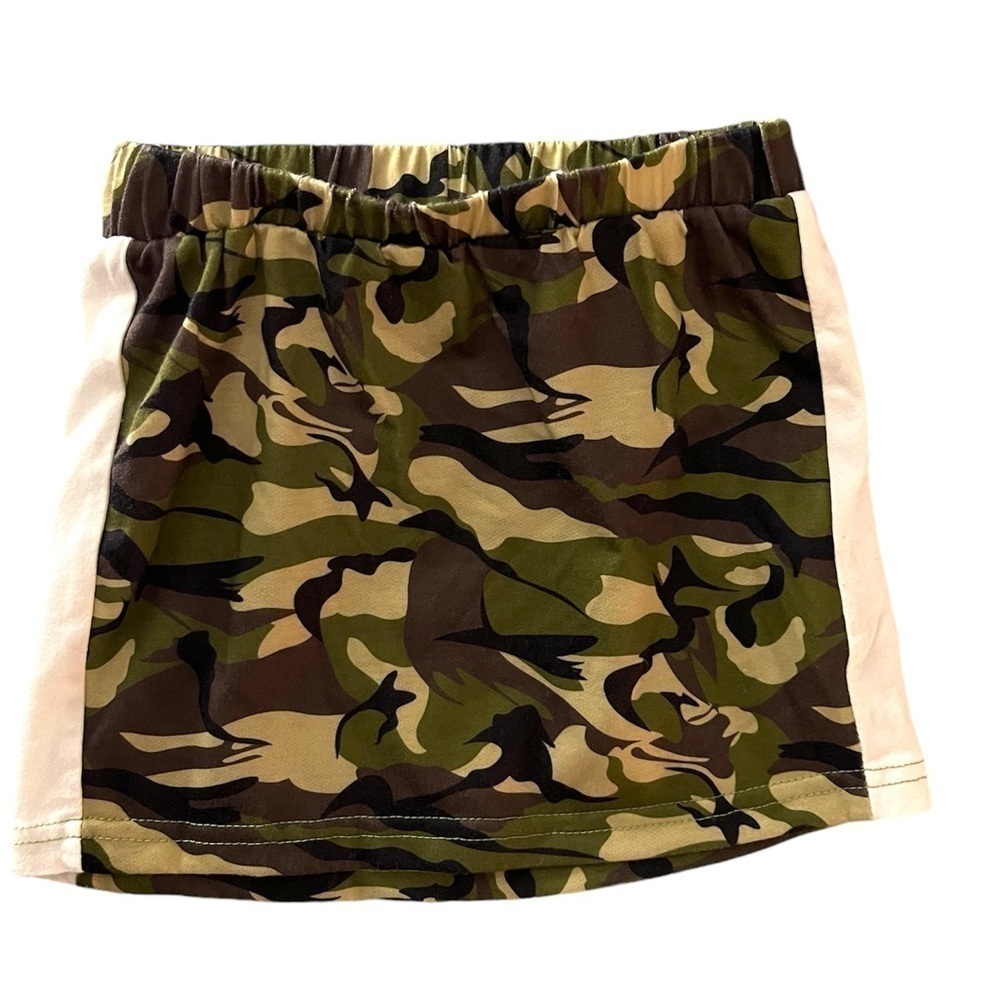 Girl’s Skirt - Picture 2 of 3